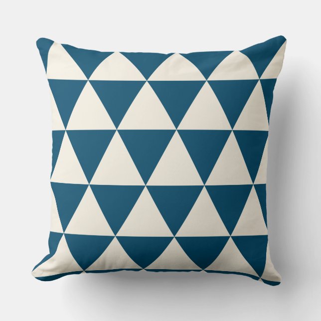 Geometric Blue und Elvory White Modern Cushion Kissen (Vorderseite)