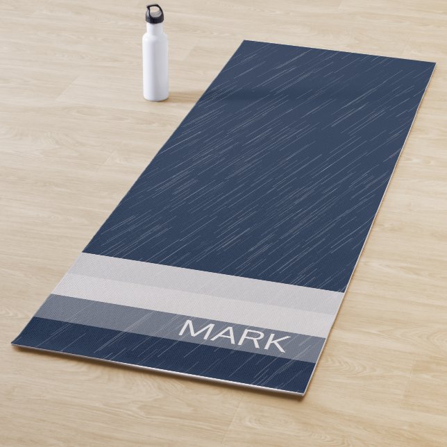 Geometric Chic White Navy Blue Monogram Yogamatte (Beispiel)