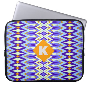Geometrisch für Monogram Letter K Blau und Orange  Laptopschutzhülle