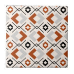 geometrisch orange-beige und grau-braun fliese<br><div class="desc">geometrisch orangefarbenes und beige Muster</div>