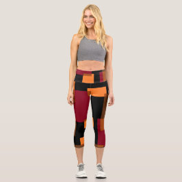 Geometrische Abstraktion Rotes Orangenbraun Schwar Capri Leggings