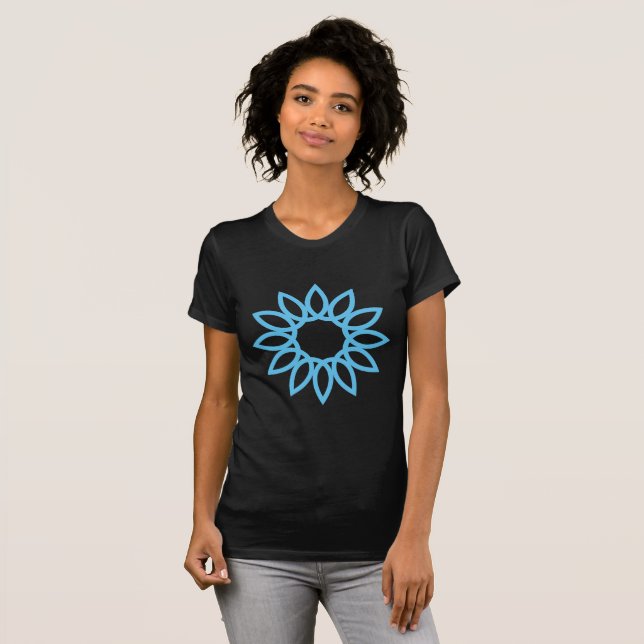 Geometrische Blume 01 - Sky Blue T-Shirt (Vorne ganz)