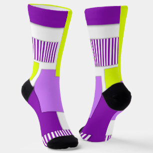 Geometrische Formen aus mehrfarbigem Papier Socken