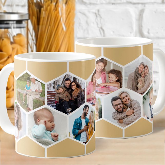 Geometrische FotoCollage 9 Abbildung 11oz Kaffeetasse (Photo mug with 9 of your favorite pics and honey beige hexagon honeycomb pattern)
