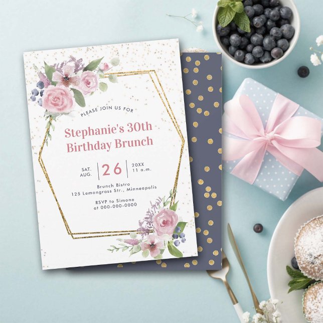 Geometrische Golflorrahmen Rose 30. Geburtstag Einladung (30th Birthday Brunch Invitation for Women Elegant Gold Geometric Frame Roses Floral Chic Classy)