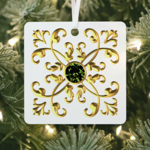 Geometrische Grace: quadratische Metallverzierung Ornament Aus Metall