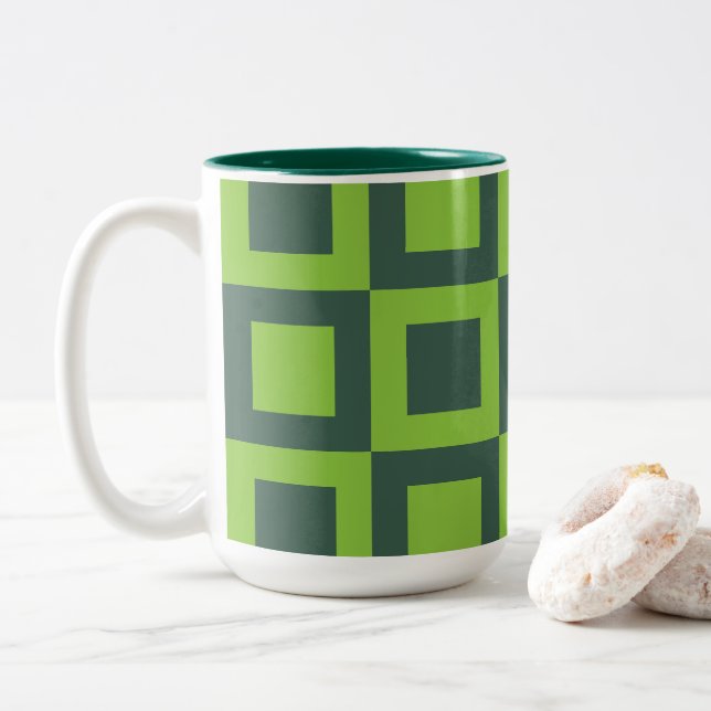 Geometrische grüne Quadrate Zweifarbige Tasse (Mit Donut)