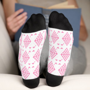 Geometrische rosa Dreiecke Socken