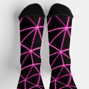 Geometrische schwarze Dreiecke Neon rosa Linien Re Socken