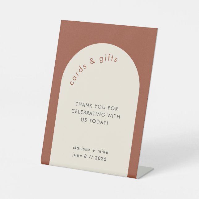 Geometrische Terracotta-Arch-Hochzeitskarten Sockelschild (Vorderseite)