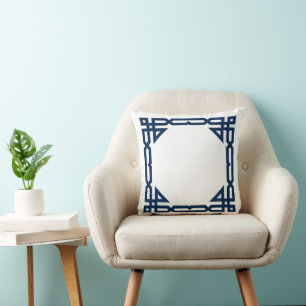 Geometrischer Rahmen für Navy Blue und White Decor Kissen