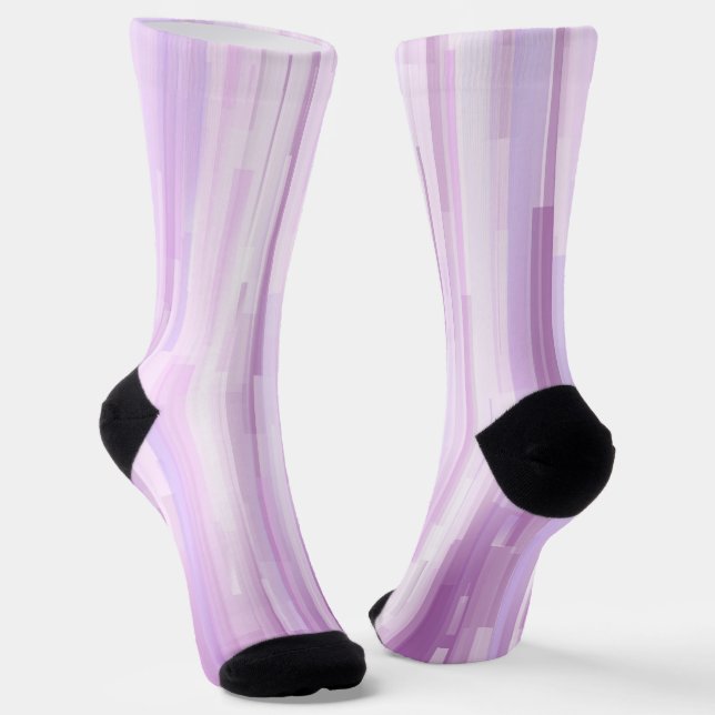 Geometrischer Soft Lavender Streifen Socken (Gewinkelt)