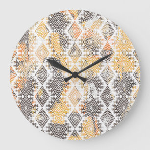 Geometrisches Boho-Stammesdesign: abgenutztes Must Große Wanduhr