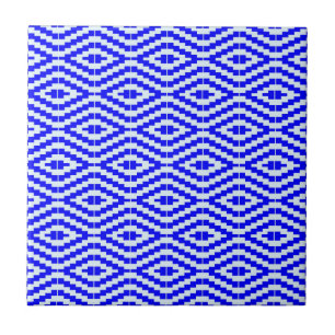 Geometrisches Kente in Hellblau und Weiß Fliese