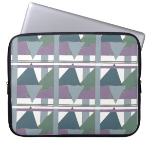 Geometrisches Muster blaues violettes Grün Laptopschutzhülle