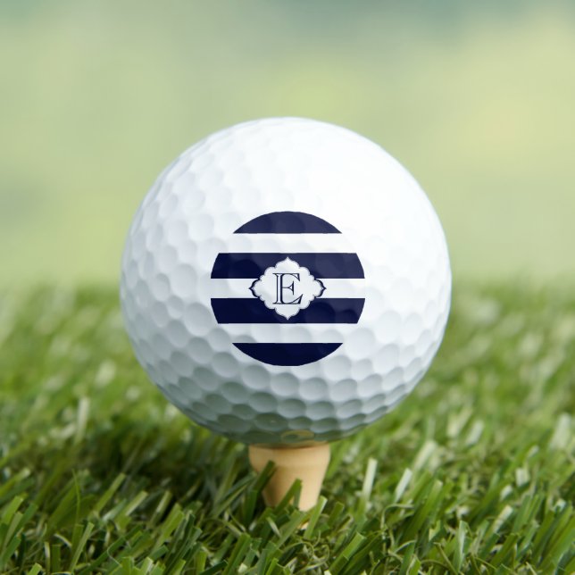 Geometrisches Muster für blaue und weiße Streifen Golfball (Insitu T-Shirt)