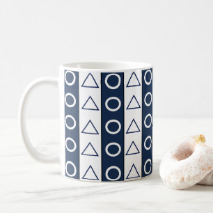 Geometrisches Muster für blaue weiße Streifen Kaffeetasse