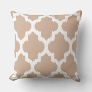 Geometrisches Muster für Tan und White Quatrefoil Kissen