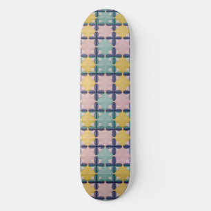 Geometrisches Muster mit lebendigen Farben Skateboard