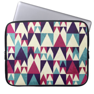 Geometrisches Retro-Dreieck Nahtloses Muster Laptopschutzhülle