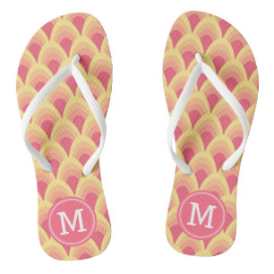 Geometrisches, rosa rosa Muster für Monogramm Flip Flops