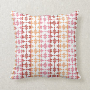Geometrisches rotes Ikat-Streifenmuster Kissen