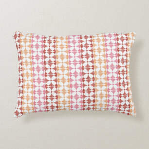 Geometrisches rotes ikat stripes Muster Dekokissen