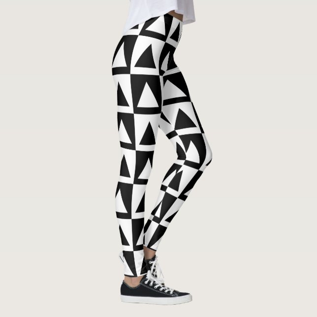 geometrisches Rückgrat des Balcks und des weißen D Leggings (Rechts)