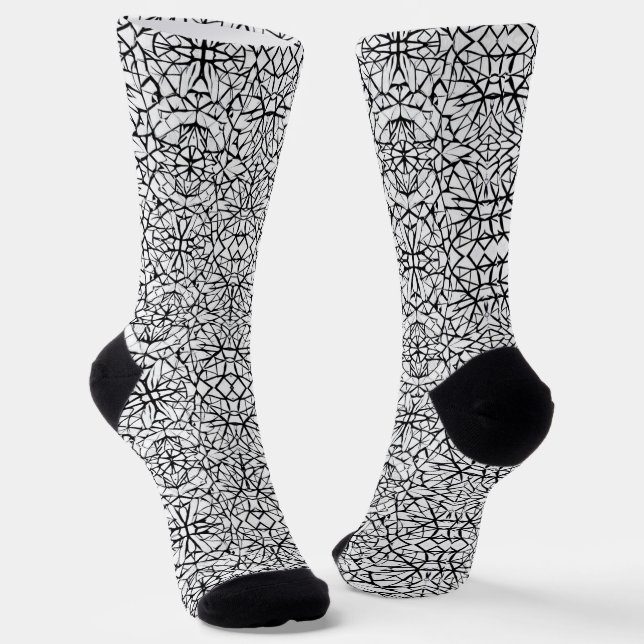 Geometrisches Schwarz-weißes Design abstrakte Kuns Socken (Gewinkelt)