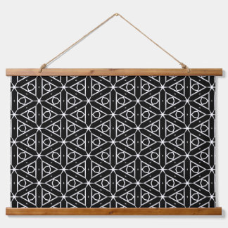 Geometrisches Schwarz-weißes und Silver Geometrism Wandteppich Mit Holzrahmen