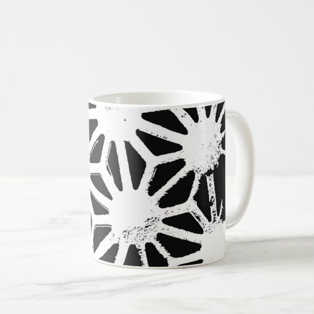 geometrisches Schwarzweißmuster Kaffeetasse (VorderseiteRechts)