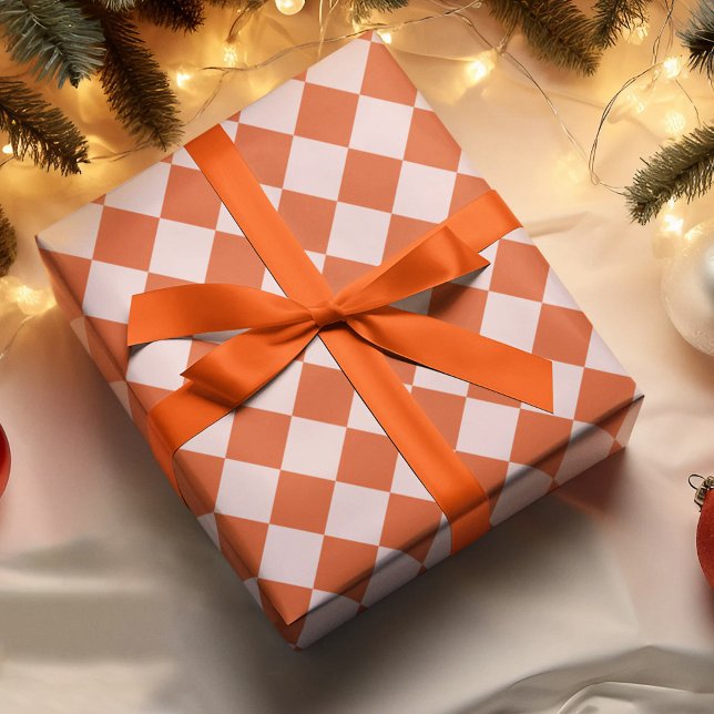 Geometrisches Weihnachtspapier mit rosa Orange Squ Geschenkpapier (Von Creator hochgeladen)