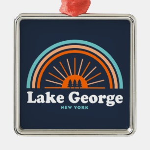 George Lake, New York Rainbow Ornament Aus Metall