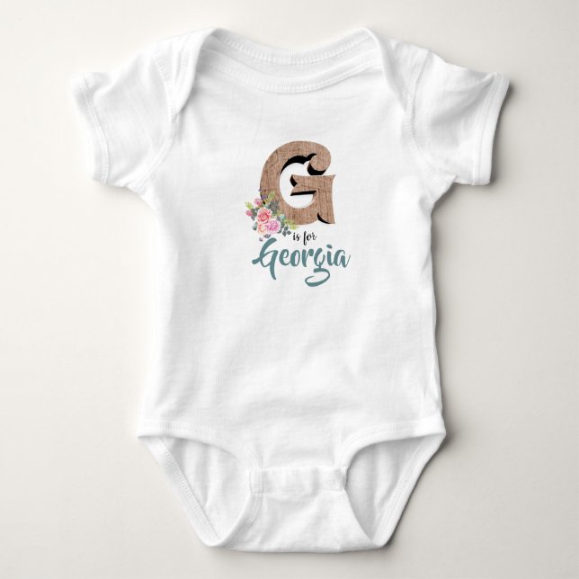 Georgia Name Reveal Wood Letter Floral Girl Romper Baby Strampler (Vorderseite)