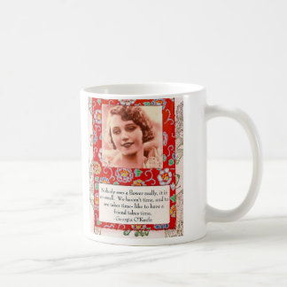 Georgia O'Keefe Freundschaftszitat Collage Tasse