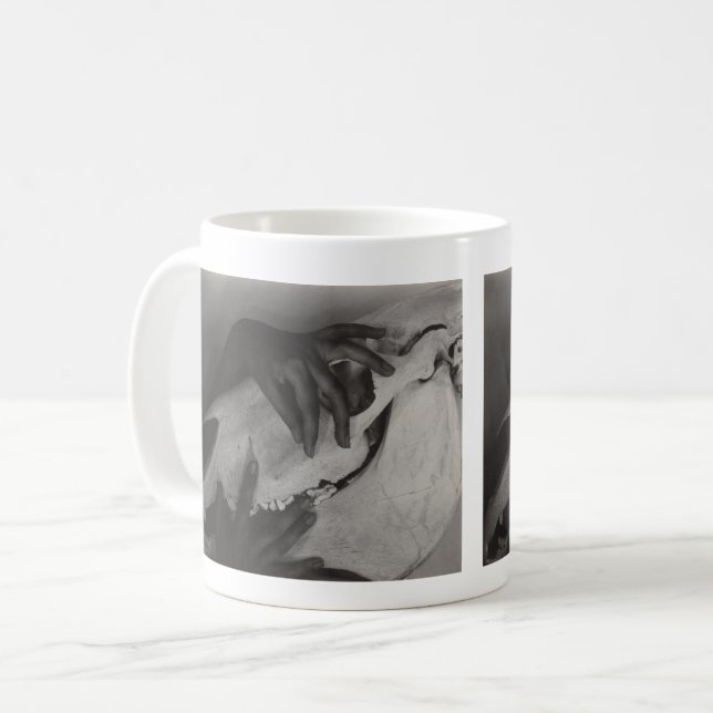 Georgia O'Keefe Hand Mug Kaffeetasse (Vorderseite Links)