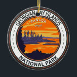 Georgian Bay Islands National Park Kanada Abzeiche Keramik Ornament<br><div class="desc">Georgian Bay Islands National Park Vektorgrafik Design. Der Park besteht aus 63 kleinen Inseln oder Teilen von Inseln in der georgischen Bucht.</div>