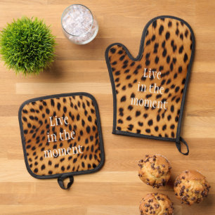 Gepard Tierfell Ofenhandschuh & Topflappen-Set