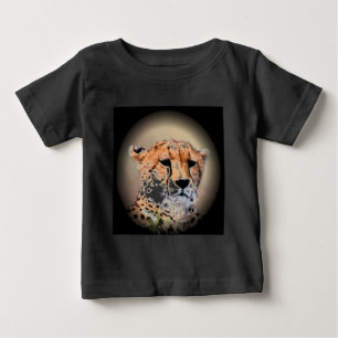 Gepardenporträt beim Vollmond: Die Grazie der Natu Baby T-shirt