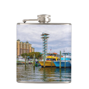 Geparkte Boote Destin Florida Hafen-Flasche Flachmann