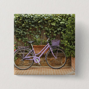 Geparktes Fahrrad, Pienza, Italien, Toskana Button