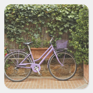 Geparktes Fahrrad, Pienza, Italien, Toskana Quadratischer Aufkleber