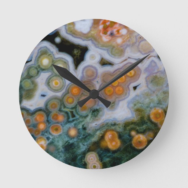 Gepunktet Ocean Jasper Runde Wanduhr (Vorderseite)