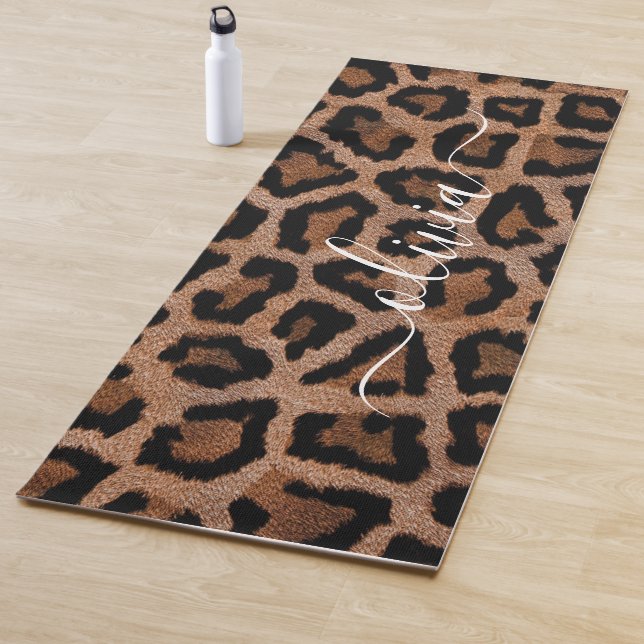 Gepunkteter Leopard-Personalisierter Name Yogamatte (Beispiel)