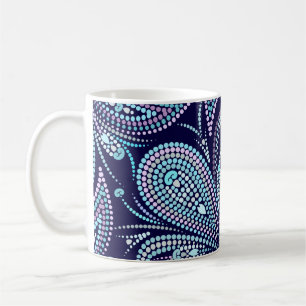 Gepunktetes blaues Muster mit Paisley und Perlen.  Kaffeetasse