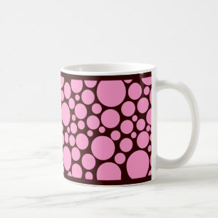 Gepunktetes Rosa auf Dunkelbraun Tasse