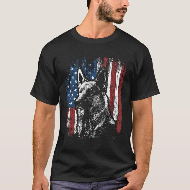 Ger Shepherd 4. Juli Amerikanische Flagge T-Shirt (Vorderseite)
