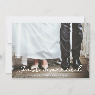 Gerade geheiratet Einfache Hochzeitsfotokarte Ankündigung