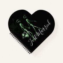 Gerade geheiratetes Röntgen-Skelett-Hochzeitspaar
