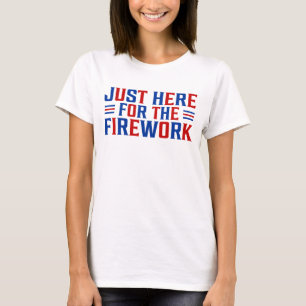 Gerade hier für Feuerwerke lustig für ein Paar T-Shirt